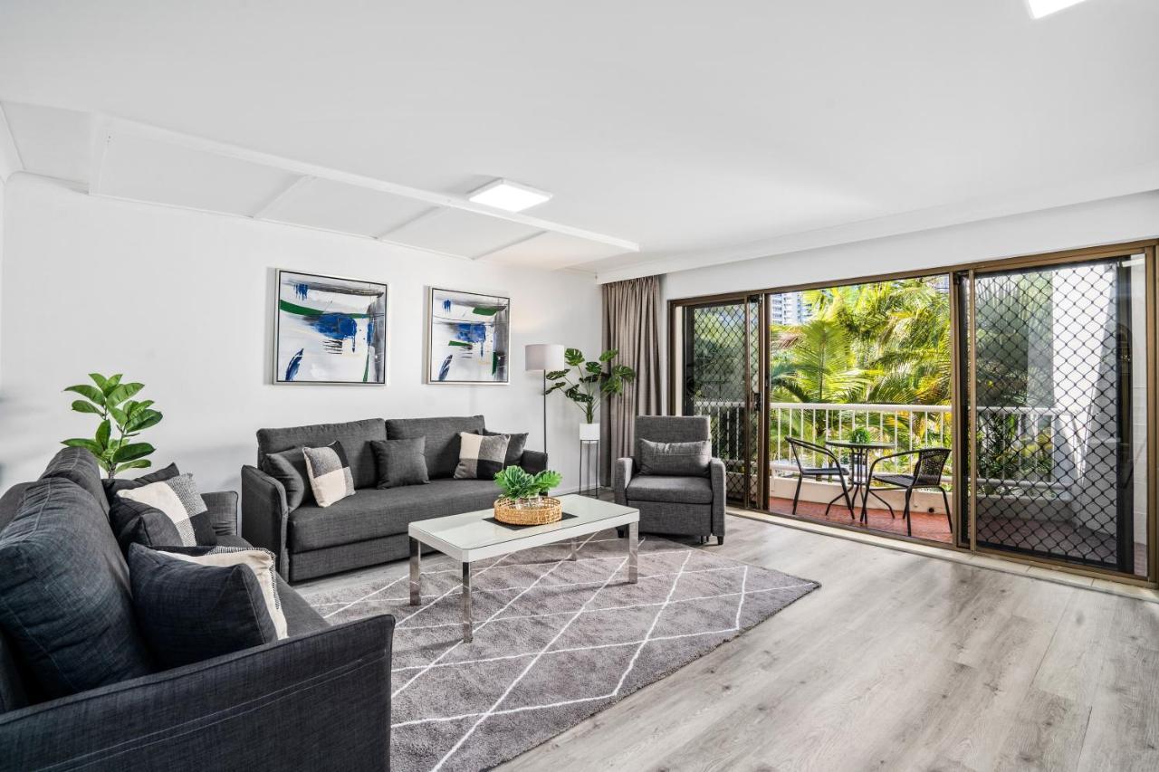 Coco Bella Retreat In Central Surfers - Sleeps 6-8 ゴールドコースト エクステリア 写真